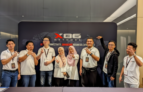 about us {{brizy_dc_image_alt imageSrc=